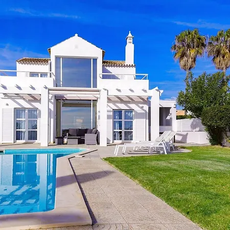 Peaceful Holiday Villa Monte Da Gale In Praia Da Gale Guia شقة *